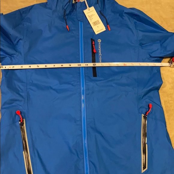 Vineyard Vines Performance Jacket. - Picture 7 of 7